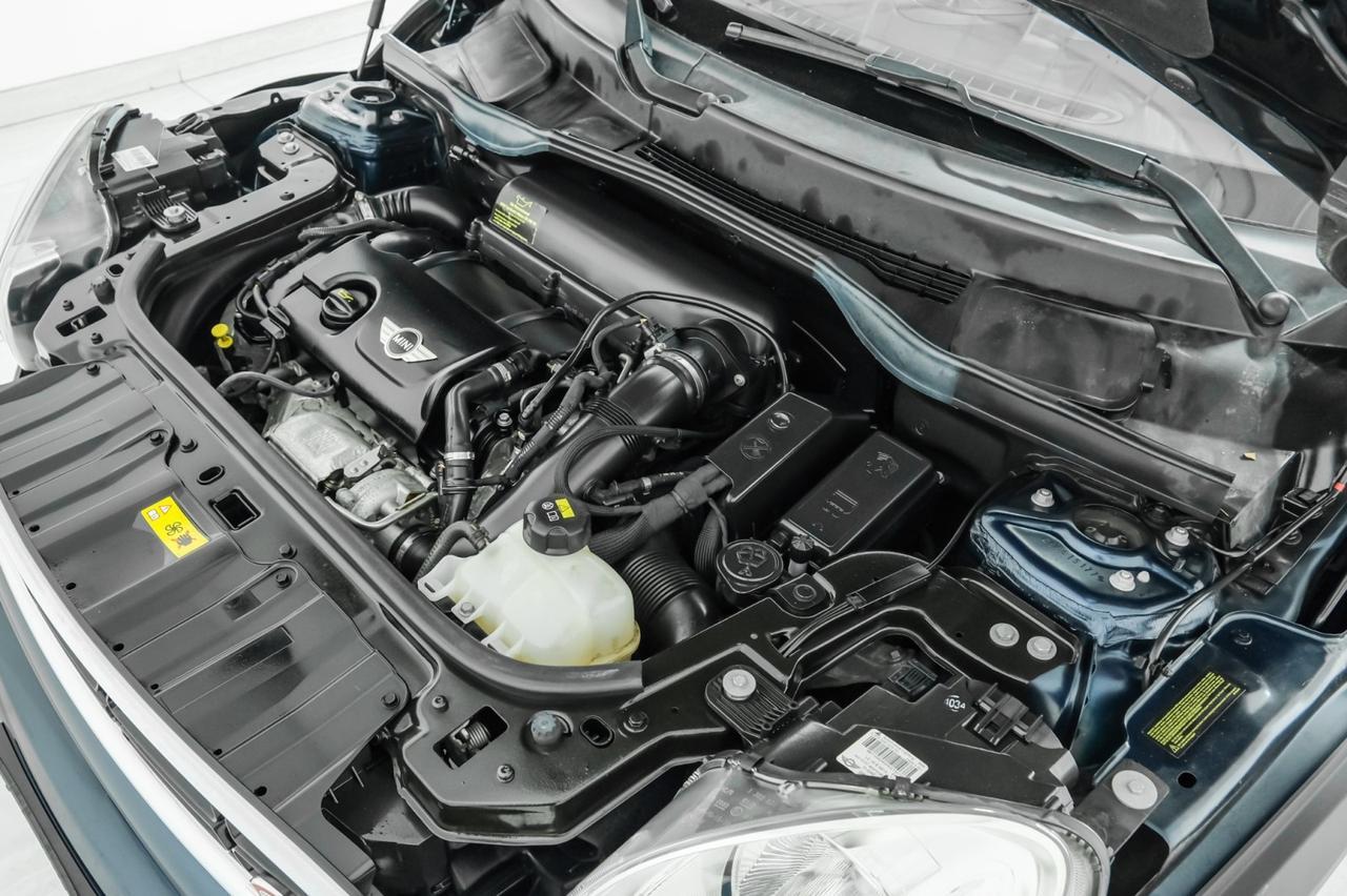 2015 MINI Countryman S AWD PANORAMA LEATHER HEATED SEATS PUSH BUTTON START BLUETOOTH PADDLE SHIFTERS Carrollton TX