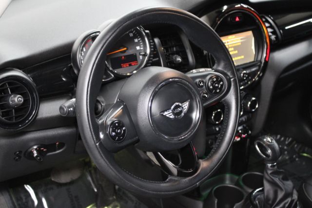 2015 MINI Hardtop Cooper Chantilly VA