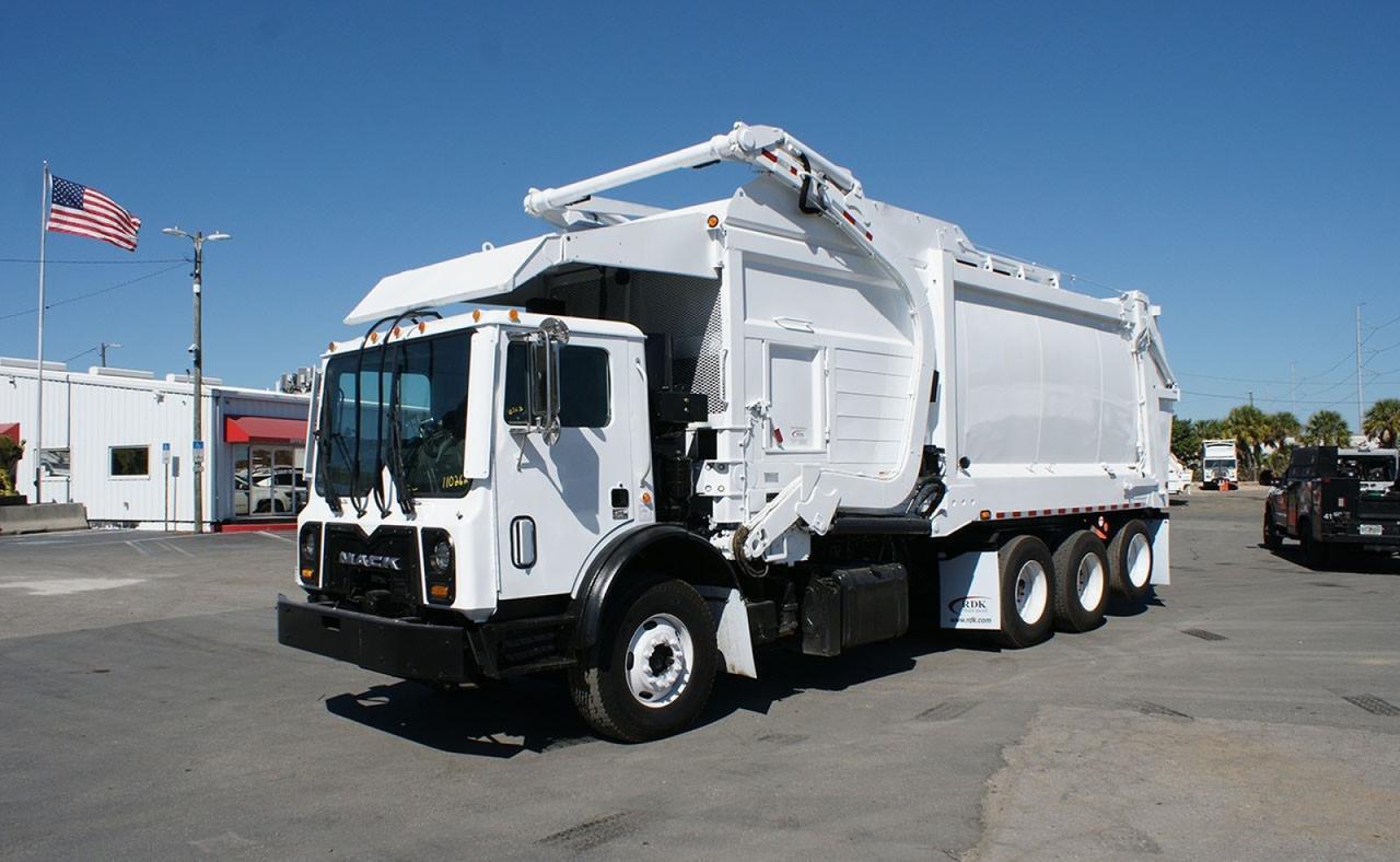 2015 Mack MRU613 44 Yard Heil Front Loader Garbage Truck Tampa FL
