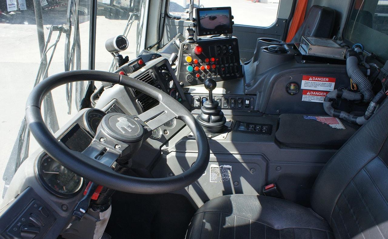 2015 Mack MRU613 44 Yard Heil Front Loader Garbage Truck Tampa FL