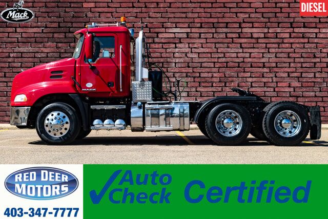 2015 Mack Pinnacle CXU 613 Daycab Tractor Diesel Red Deer AB