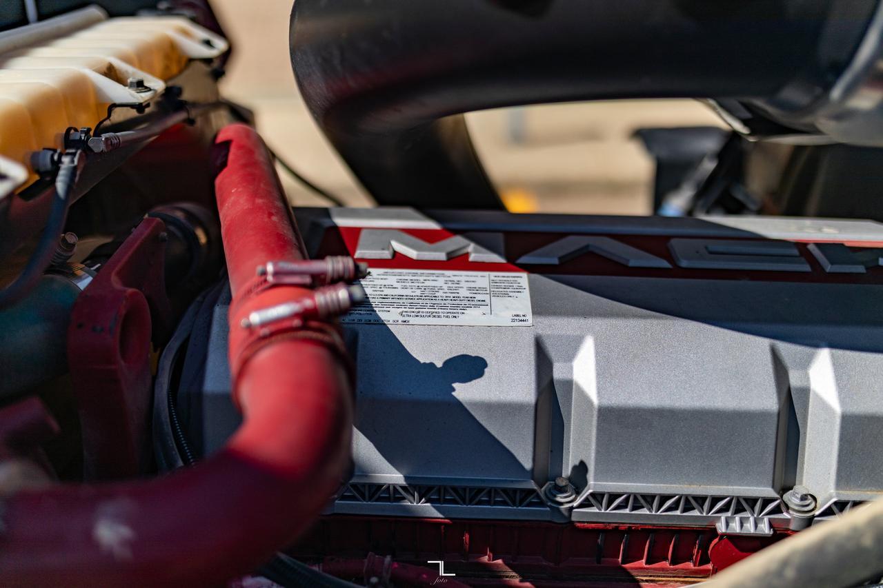 2015 Mack Pinnacle CXU 613 Daycab Tractor Diesel Red Deer AB