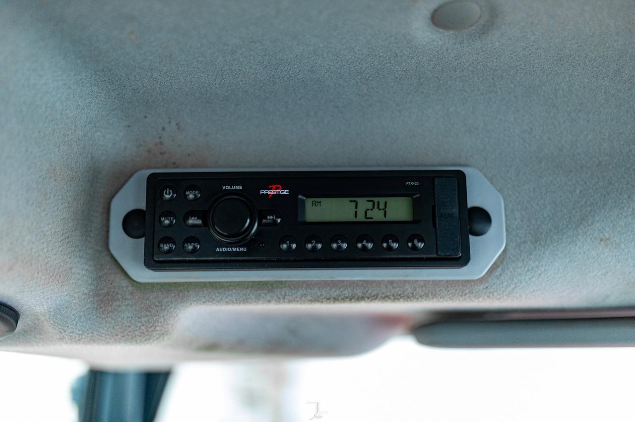 2015 Massey Ferguson 1758 4WD Tractor Loader Diesel Red Deer AB