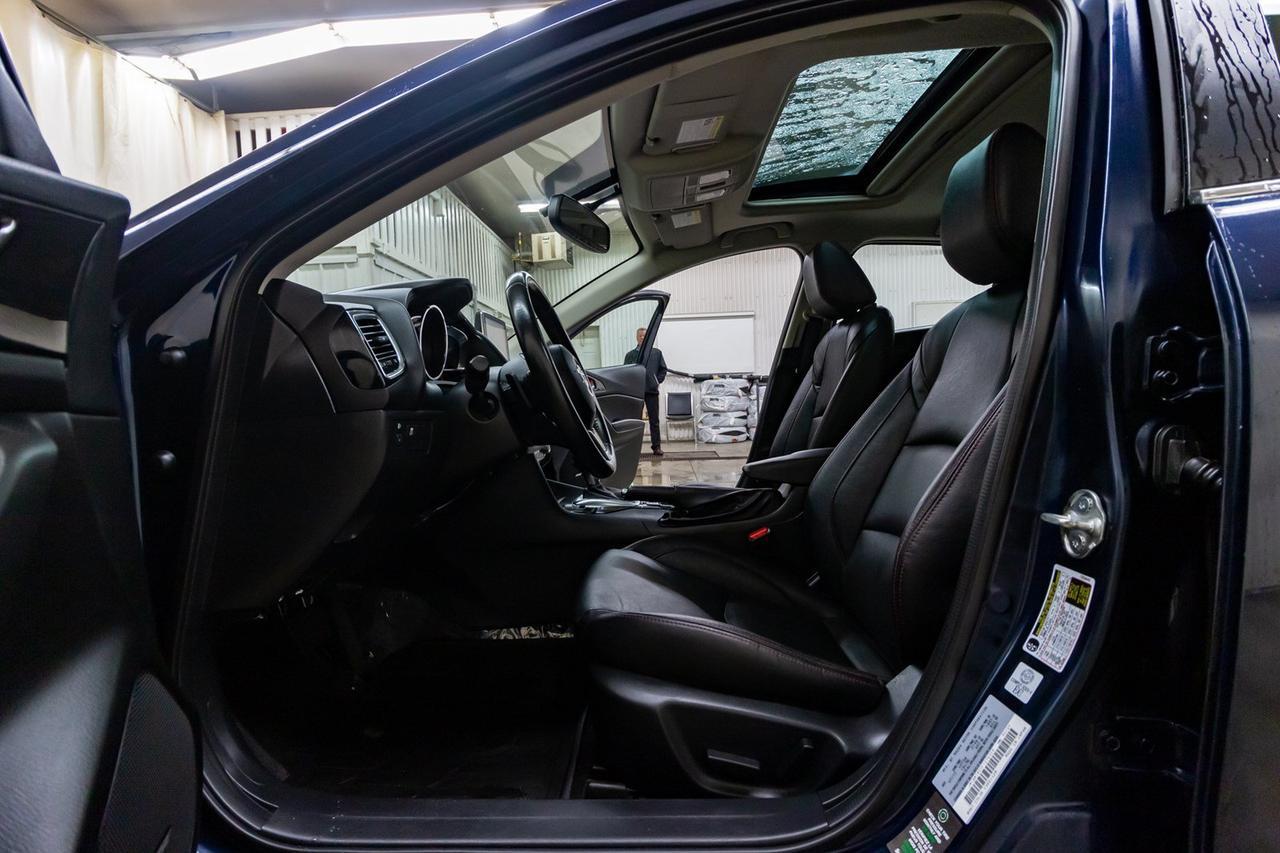 2015 Mazda 3 GT Hatchback Leather Roof Nav Red Deer AB