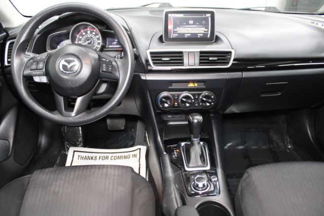 2015 Mazda Mazda3 Hatchback i Sport