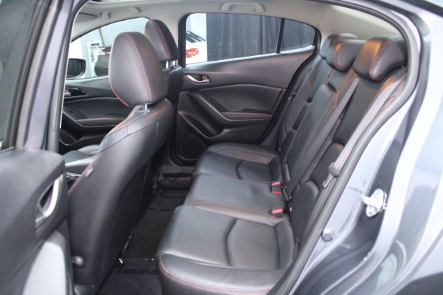 2015 Mazda Mazda3 i Grand Touring Chantilly VA