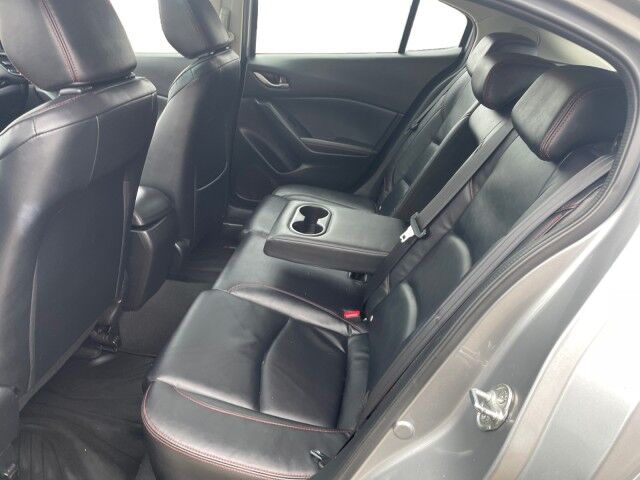 2015 Mazda Mazda3 i Grand Touring Cleveland OH