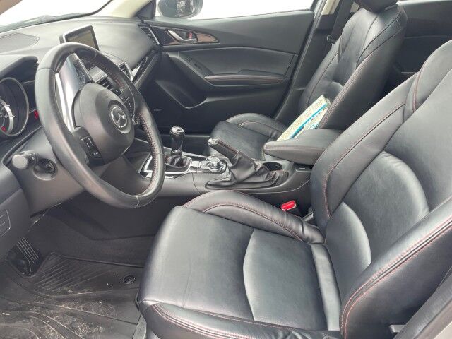 2015 Mazda Mazda3 i Grand Touring Cleveland OH