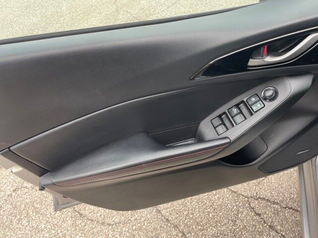 2015 Mazda Mazda3 i Grand Touring Cleveland OH