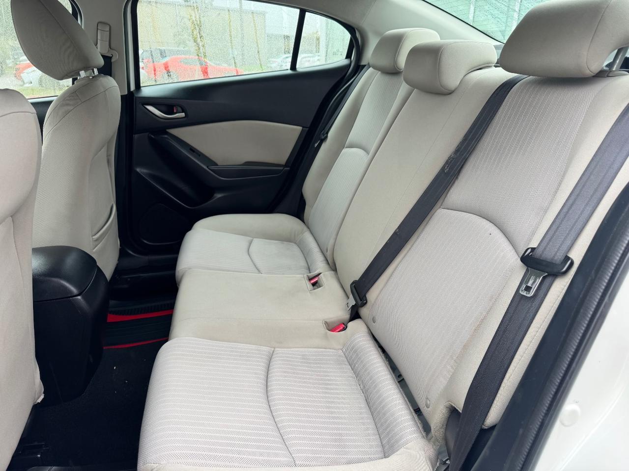 2015 Mazda Mazda3 i Sport Austin TX