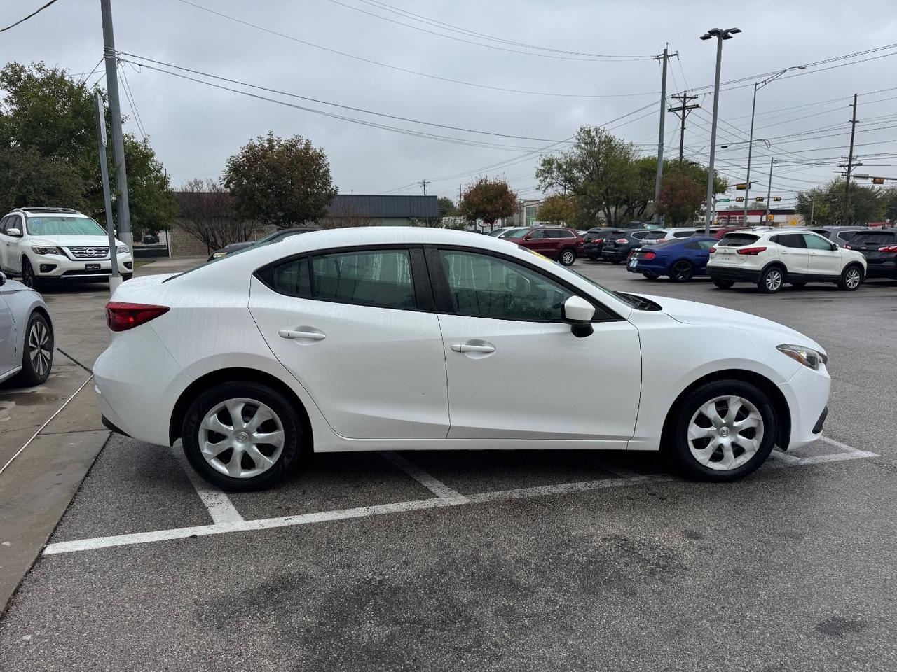 2015 Mazda Mazda3 i Sport Austin TX
