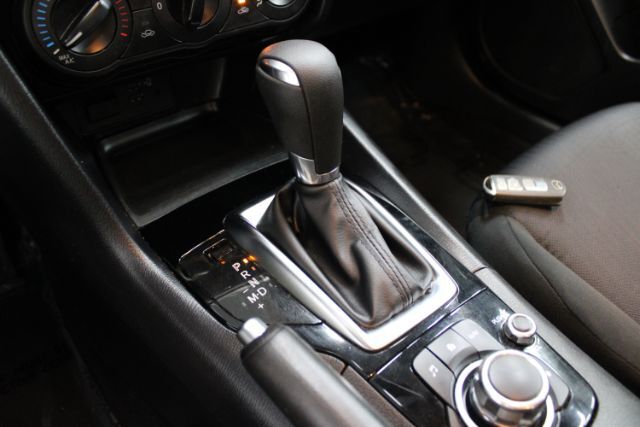 2015 Mazda Mazda3 i Sport Chantilly VA