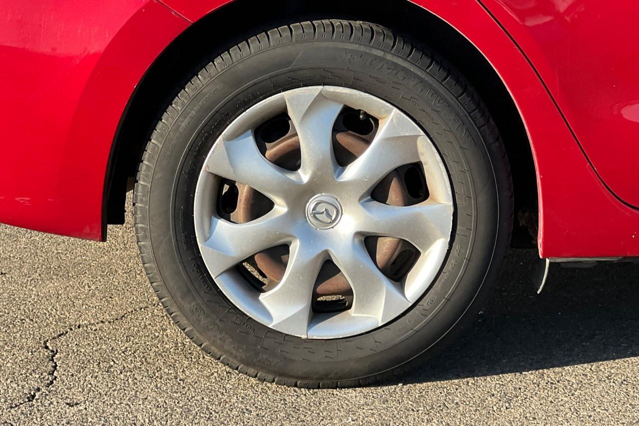 2015 Mazda Mazda3 i Sport Roseville CA