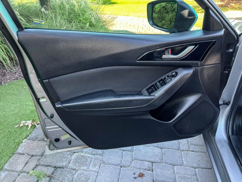 2015 Mazda Mazda3 i Sport Wilmington NC