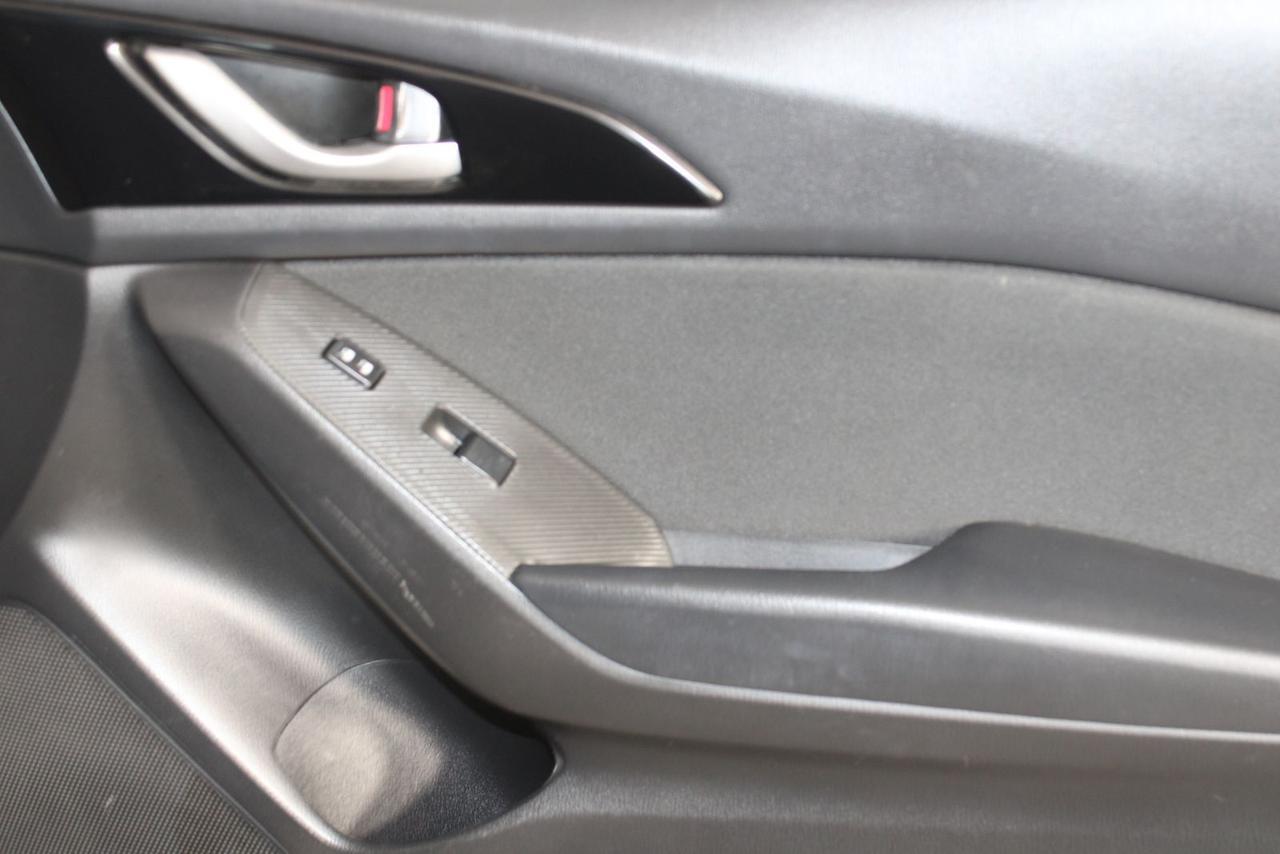 2015 Mazda Mazda3 i Sport Manassas VA