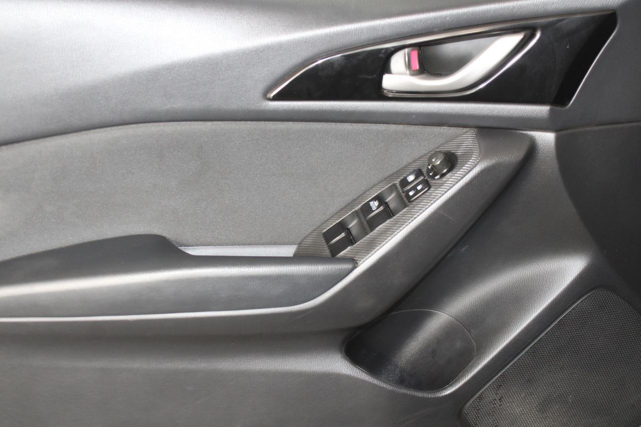 2015 Mazda Mazda3 i Sport Manassas VA