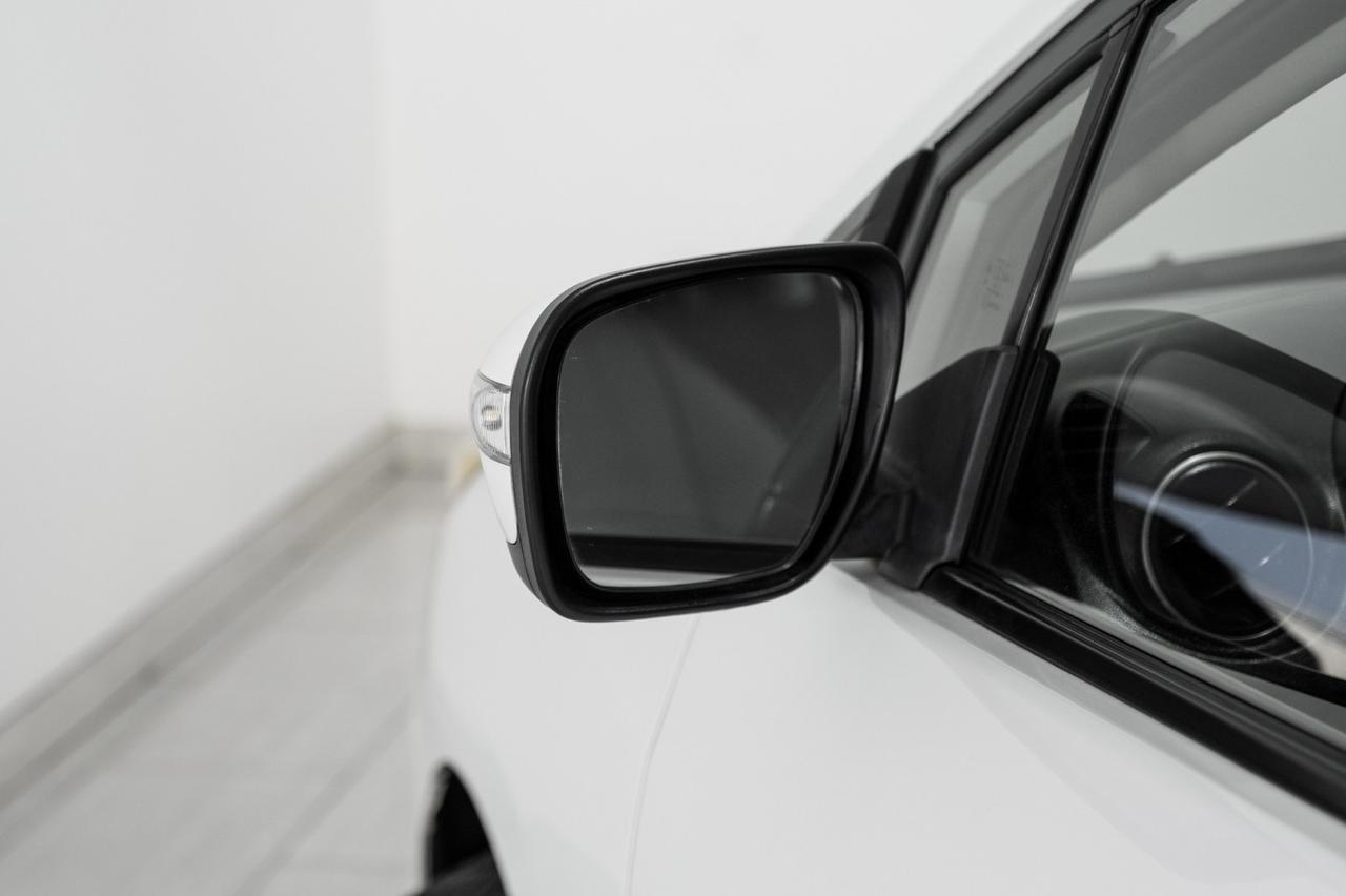 2015 Mazda Mazda5 GRAND TOURING SUNROOF LEATHER HEATED SEATS THIRD ROW SEAT CRUISE CONTROL ALLOY Carrollton TX