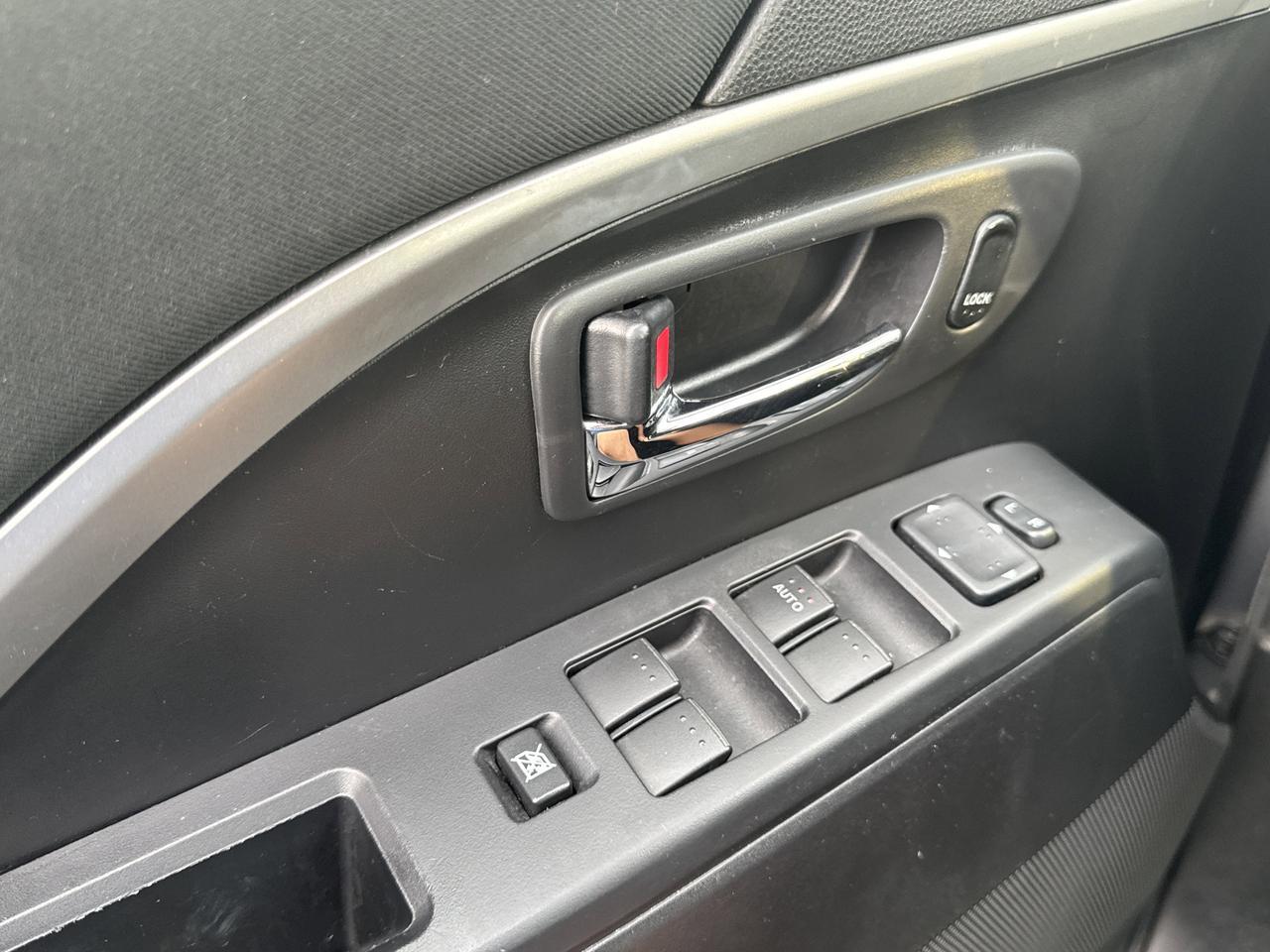 2015 Mazda Mazda5 Sport San Antonio TX