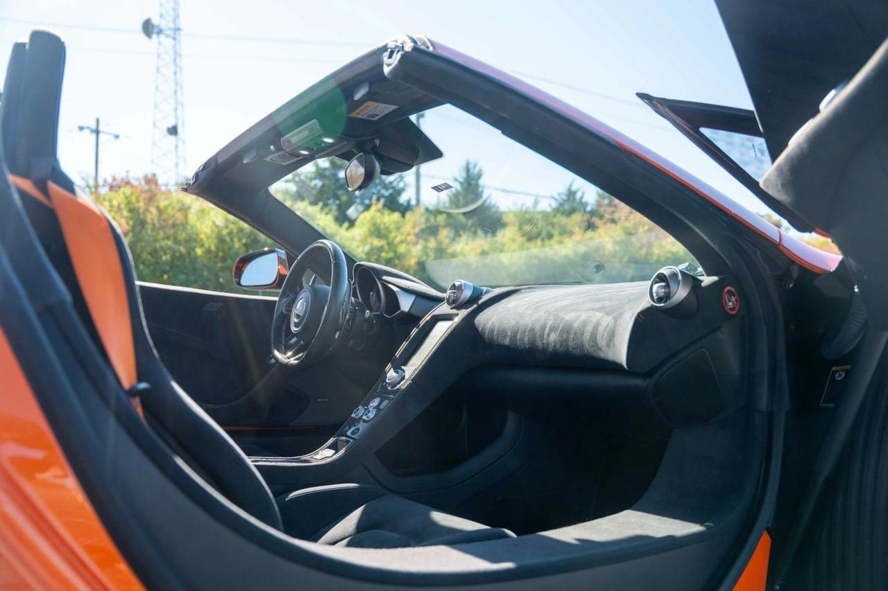 2015 McLaren 650S Spider Convertible 2D St. Louis MO
