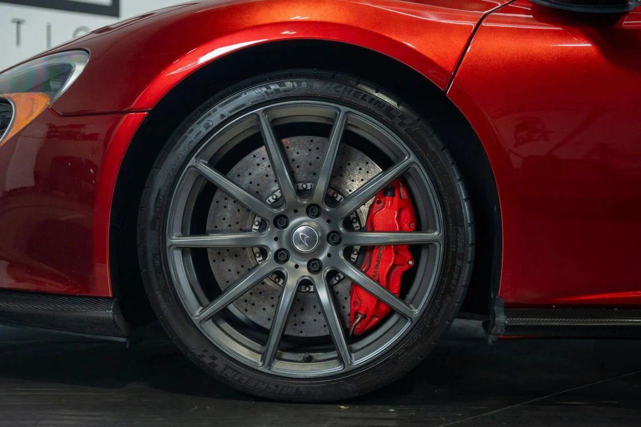 2015 McLaren 650S Spider Convertible 2D St. Louis MO