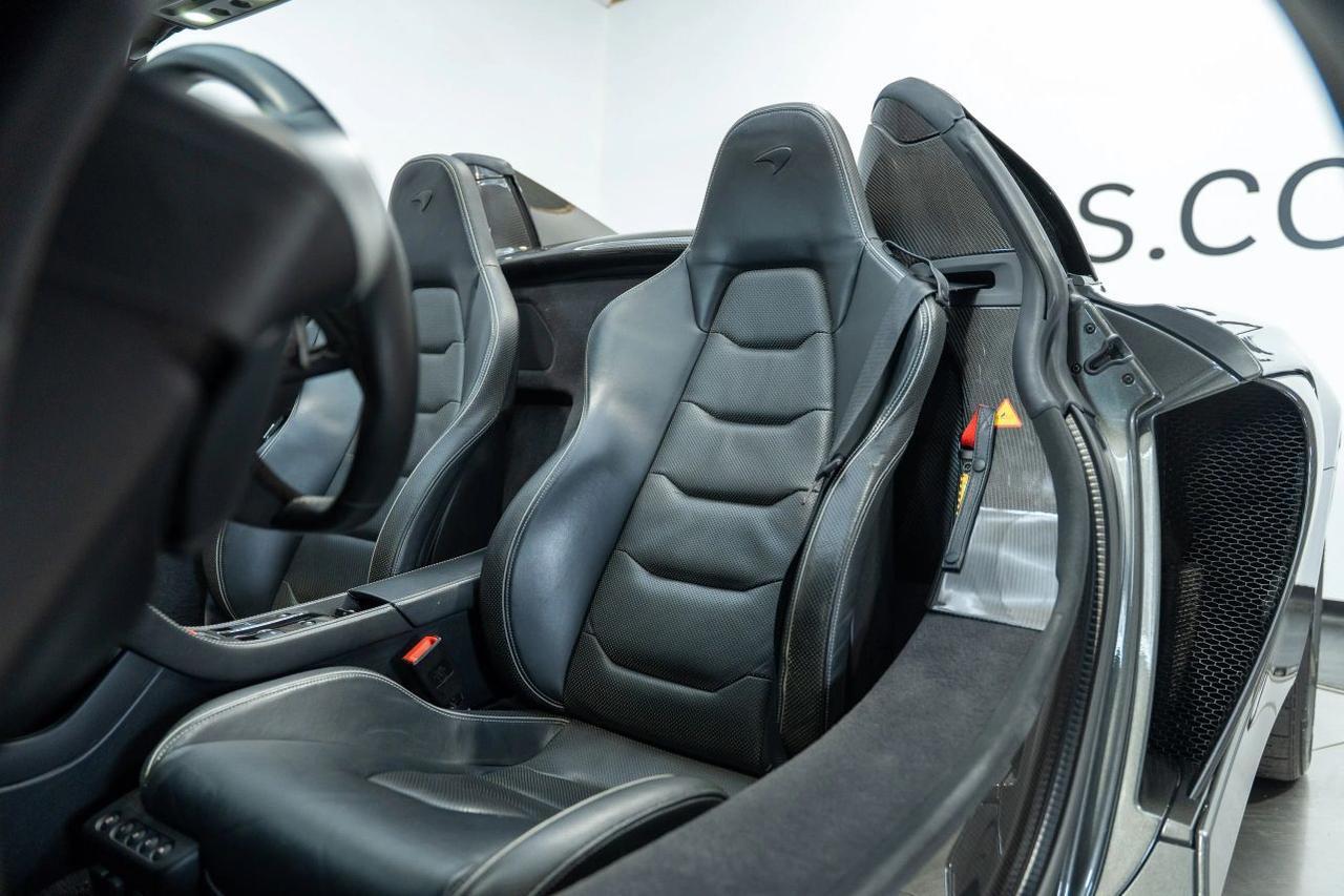 2015 McLaren 650S Spider Convertible 2D St. Louis MO