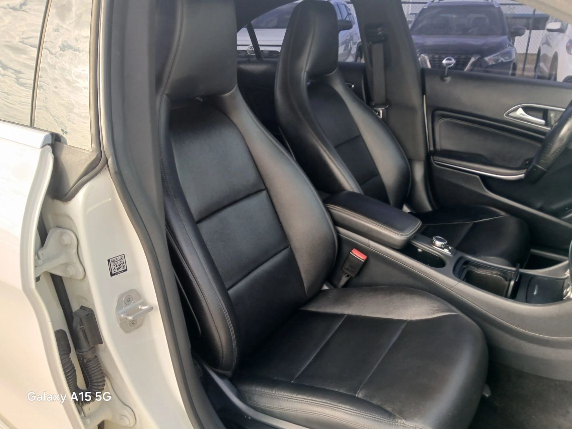 2015 Mercedes-Benz CLA-Class CLA 250 Coupe 4D Maitland FL