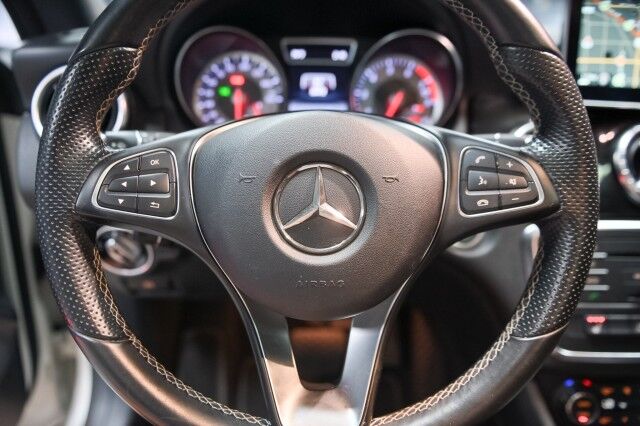 2015 Mercedes-Benz CLA250 4Matic 4dr Sedan Chicago IL