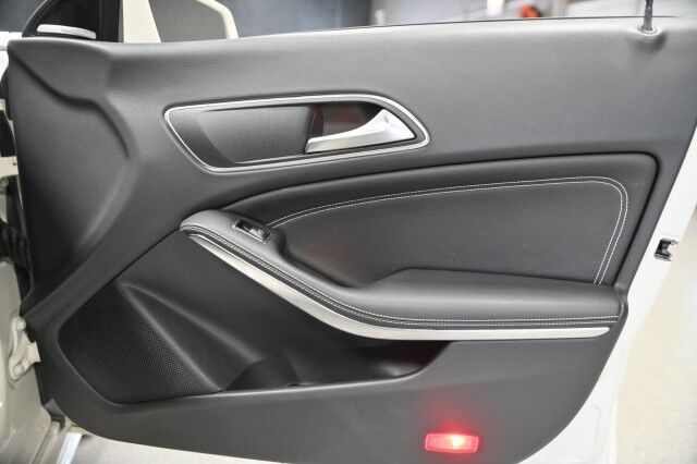 2015 Mercedes-Benz CLA250 4Matic 4dr Sedan Chicago IL