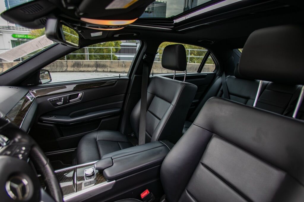 2015 Mercedes Benz E 350 Sport photo 40