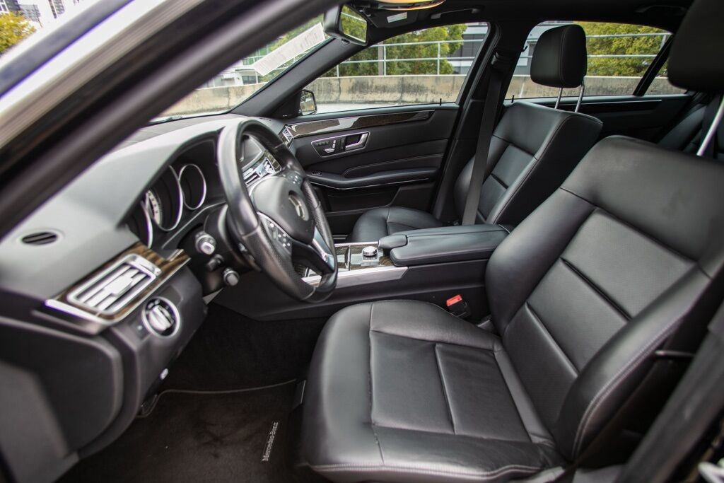 2015 Mercedes Benz E 350 Sport photo 39