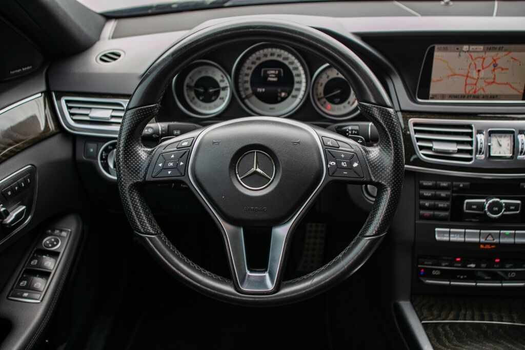 2015 Mercedes Benz E 350 Sport photo 28