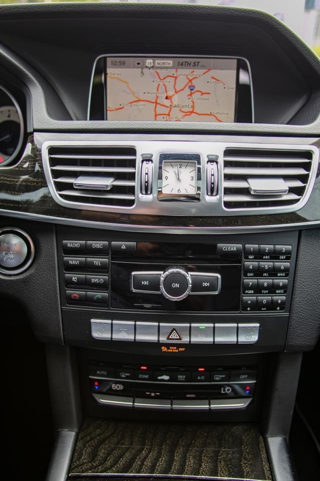 2015 Mercedes Benz E 350 Sport photo 38
