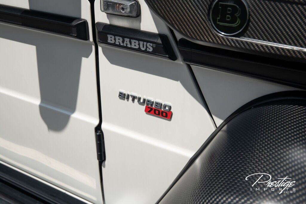 2015 Mercedes-Benz G 63 AMG 6X6 BRABUS 700