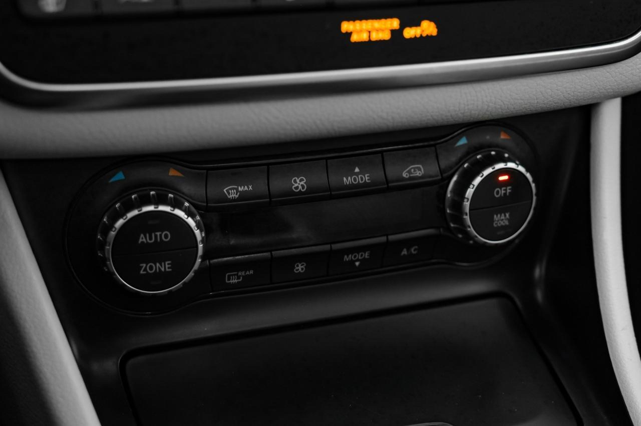 2015 Mercedes-Benz GLA 250 4MATIC NAVIGATION PANORAMA LEATHER HEATED SEATS REAR CAMERA POWE Carrollton TX