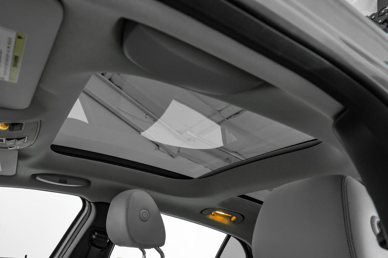 2015 Mercedes-Benz GLA 250 4MATIC NAVIGATION PANORAMA LEATHER HEATED SEATS REAR CAMERA POWE Carrollton TX