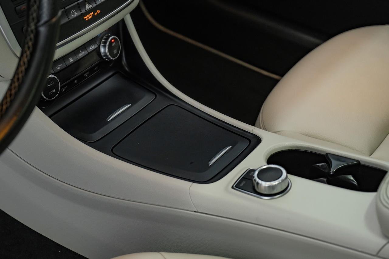 2015 Mercedes-Benz GLA 250 4MATIC NAVIGATION PANORAMA LEATHER HEATED SEATS REAR CAMERA POWE Carrollton TX