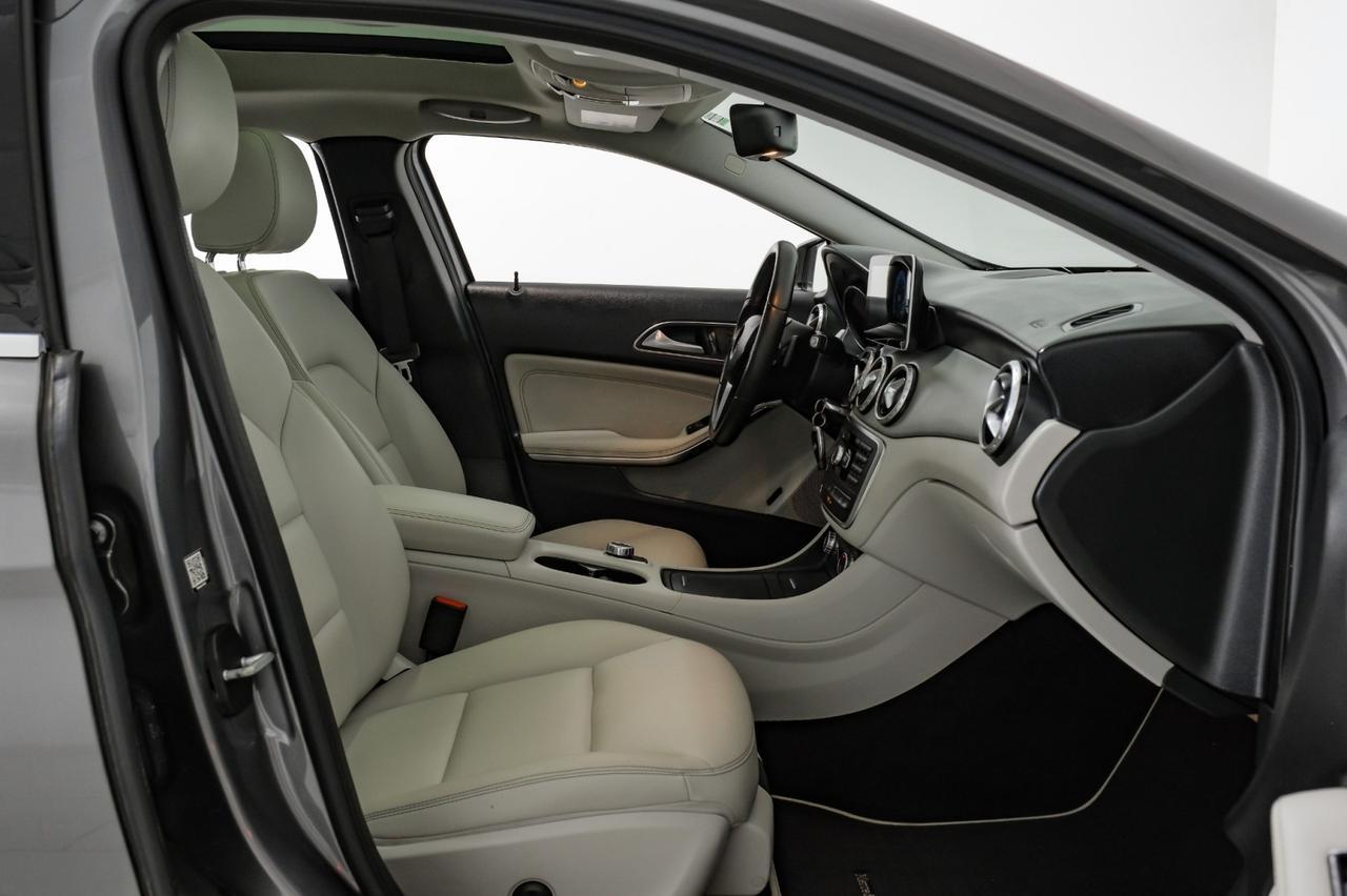 2015 Mercedes-Benz GLA 250 4MATIC NAVIGATION PANORAMA LEATHER HEATED SEATS REAR CAMERA POWE Carrollton TX