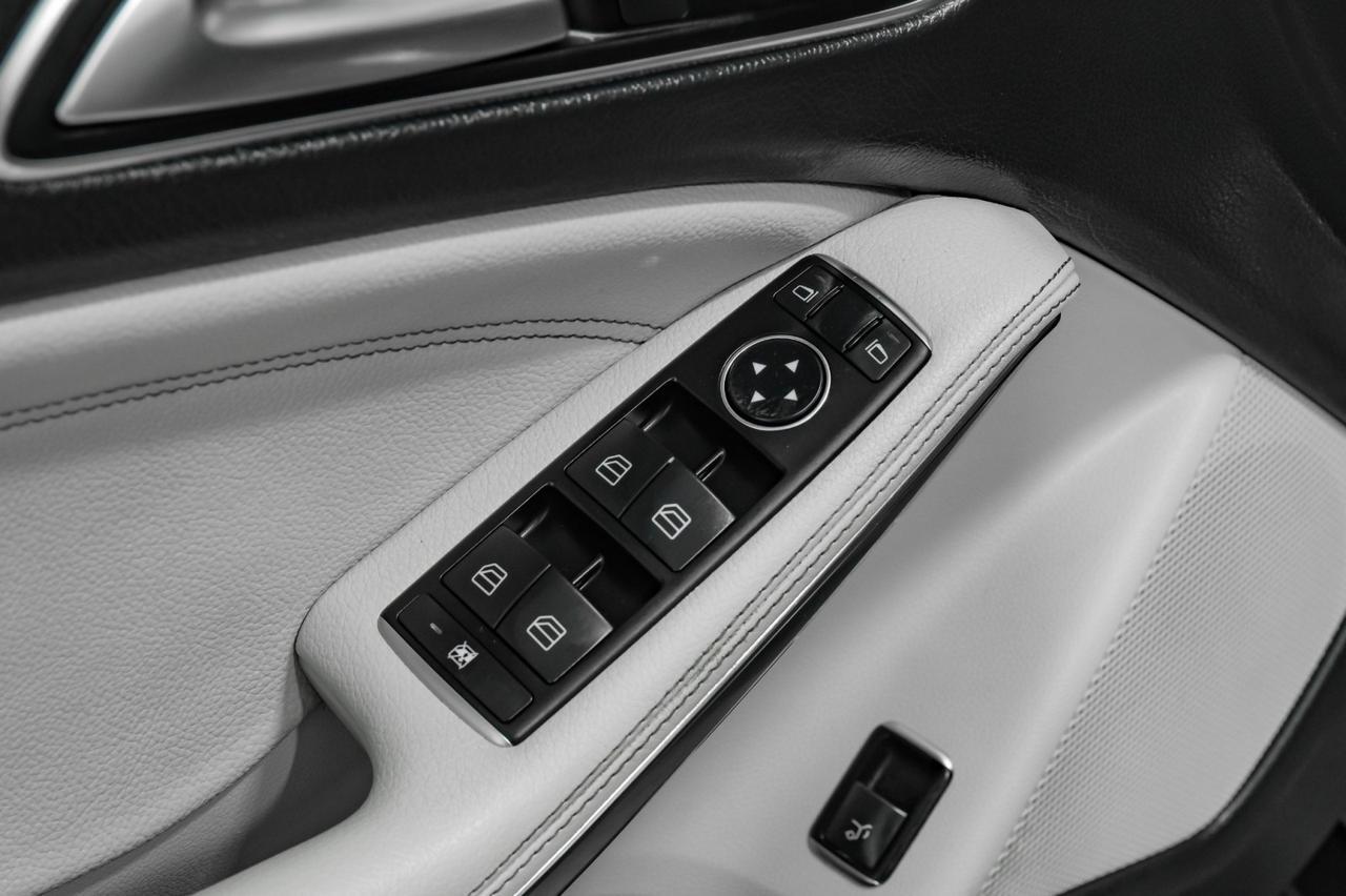 2015 Mercedes-Benz GLA 250 4MATIC NAVIGATION PANORAMA LEATHER HEATED SEATS REAR CAMERA POWE Carrollton TX