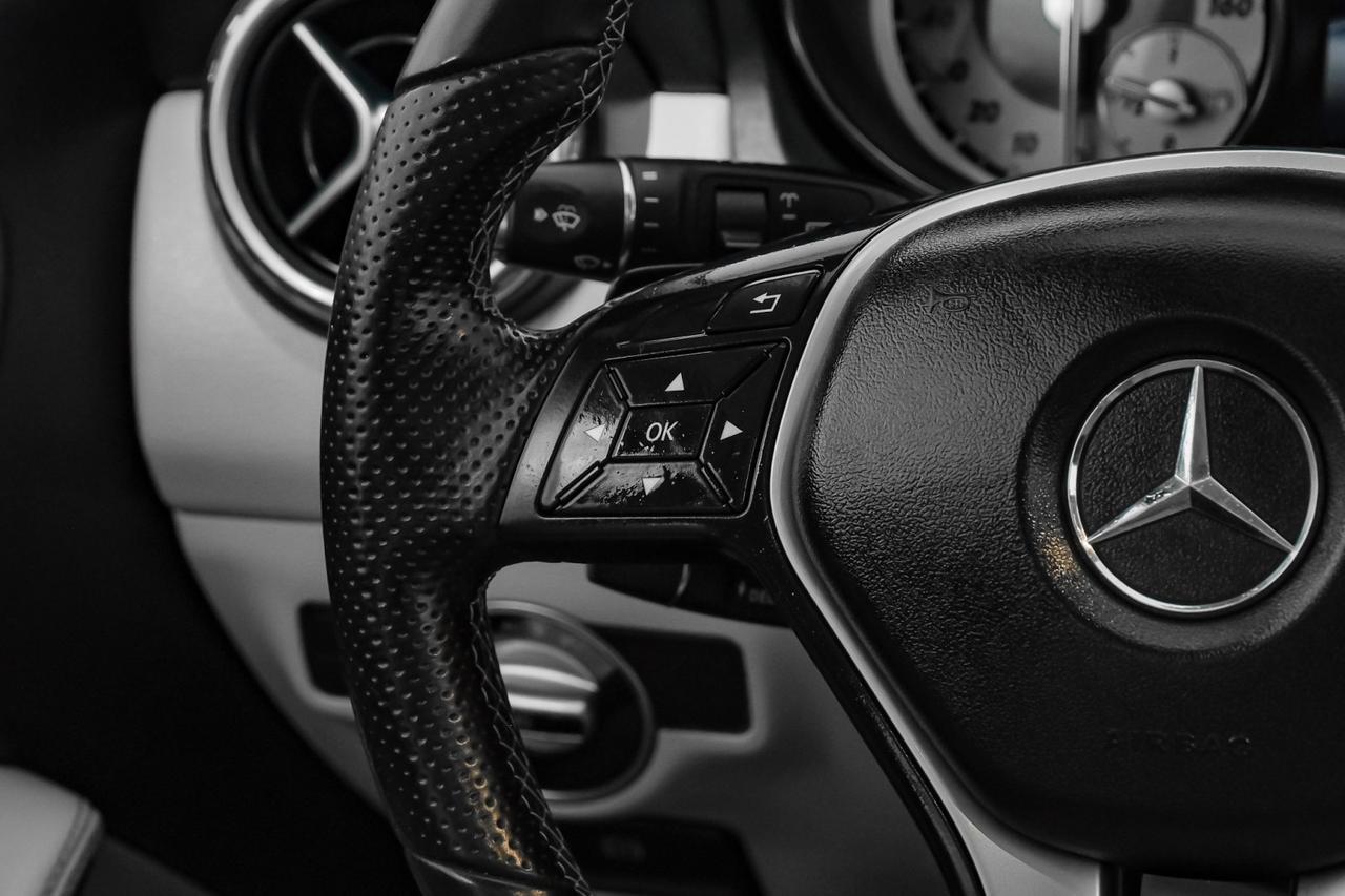 2015 Mercedes-Benz GLA 250 4MATIC NAVIGATION PANORAMA LEATHER HEATED SEATS REAR CAMERA POWE Carrollton TX