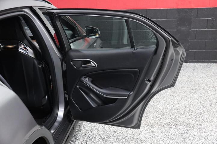 2015 Mercedes-Benz GLA 45 AMG 4MATIC designo w/Performance Pkgs 4dr Sedan Chicago IL