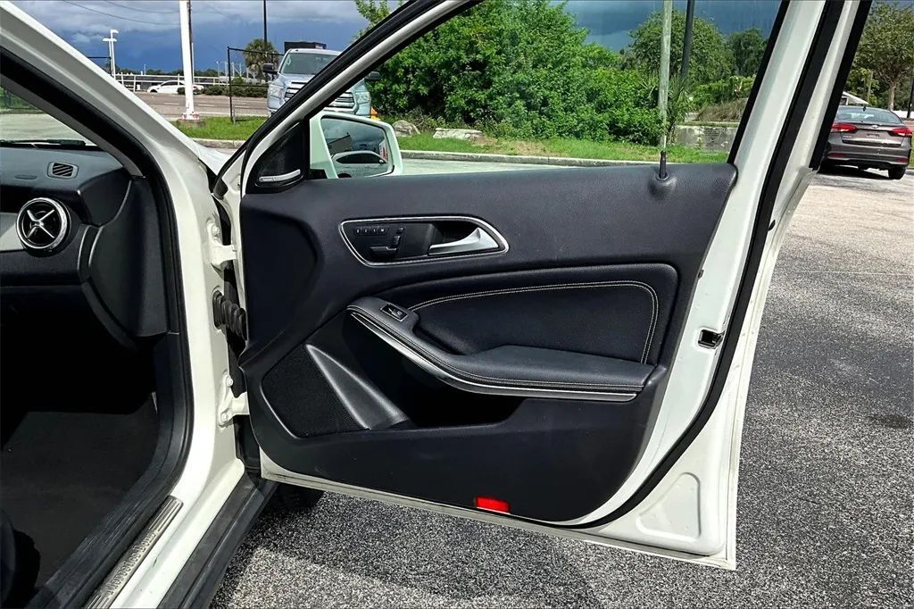 2015 Mercedes-Benz GLA-Class GLA 250 4MATIC Sport Utility 4D Maitland FL