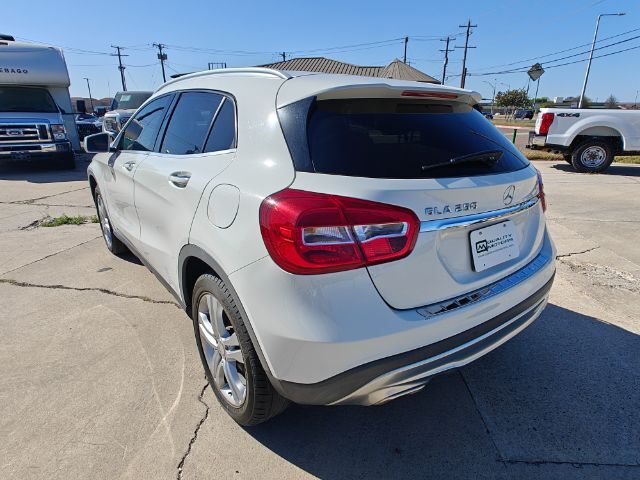 2015 Mercedes-Benz GLA-Class GLA250 Laredo TX