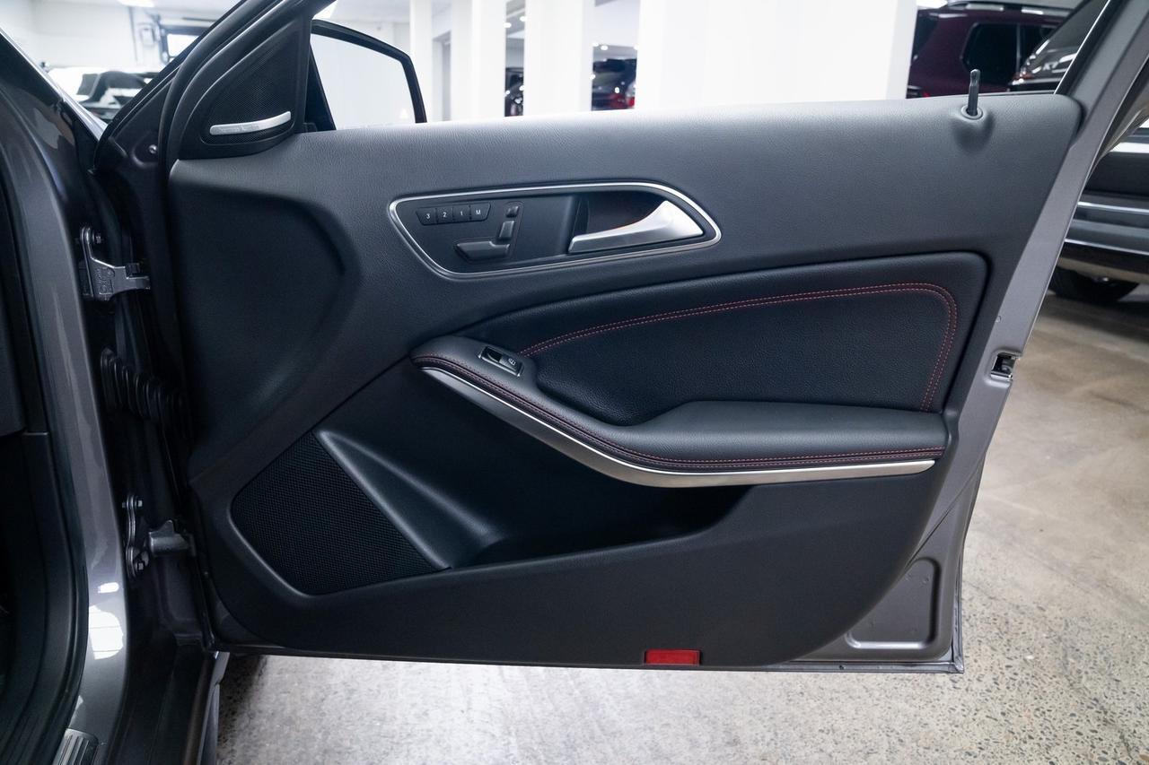 2015 Mercedes-Benz GLA GLA 45 AMG 1 Owner Heated Seats Premium Package Portland OR