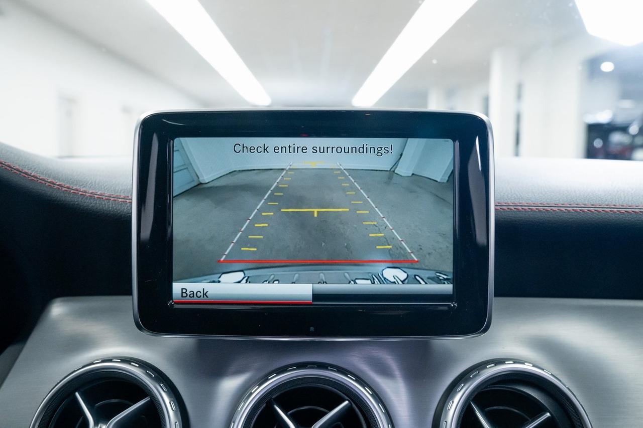 2015 Mercedes-Benz GLA GLA 45 AMG 1 Owner Heated Seats Premium Package Portland OR