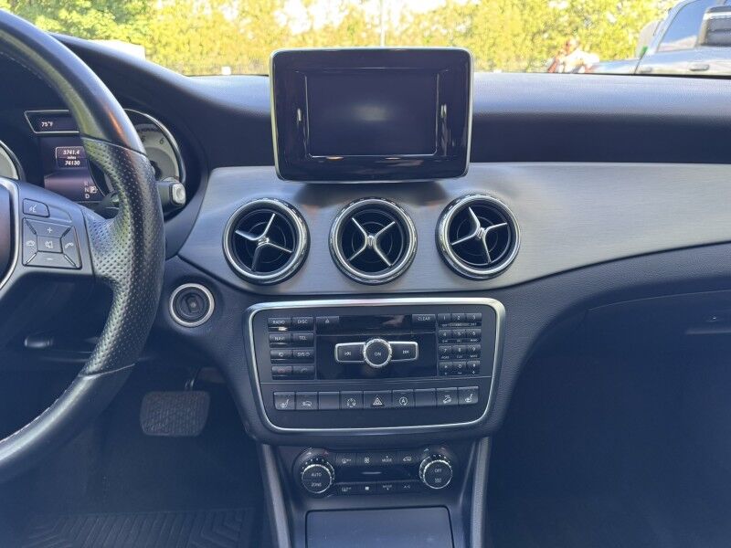 2015 Mercedes-Benz GLA250 4Matic Willow Grove PA