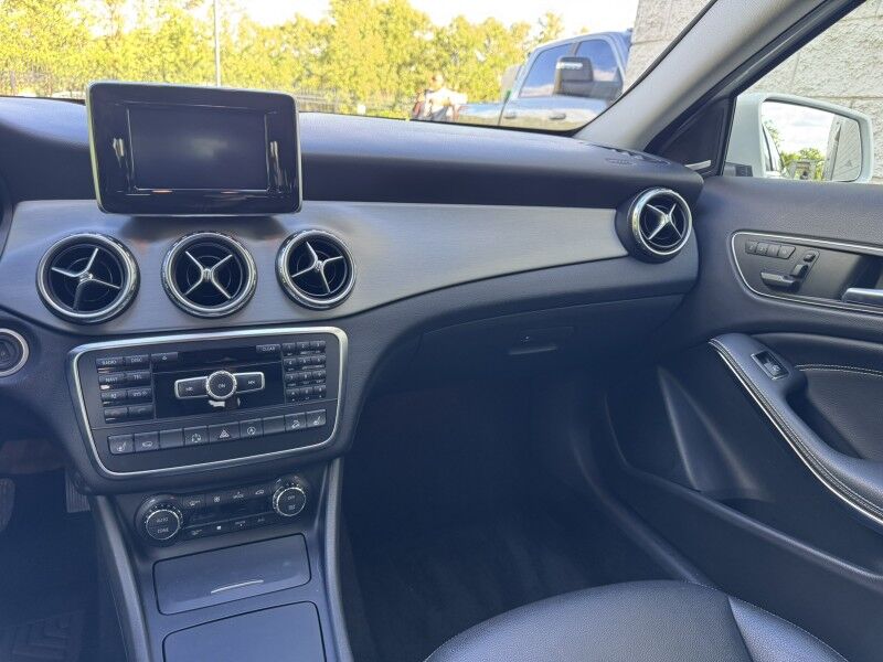 2015 Mercedes-Benz GLA250 4Matic Willow Grove PA