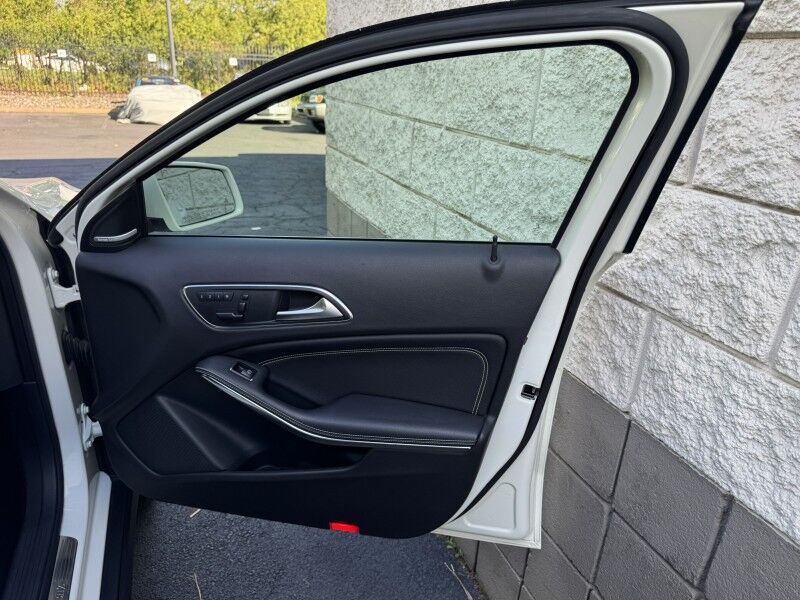 2015 Mercedes-Benz GLA250 4Matic Willow Grove PA