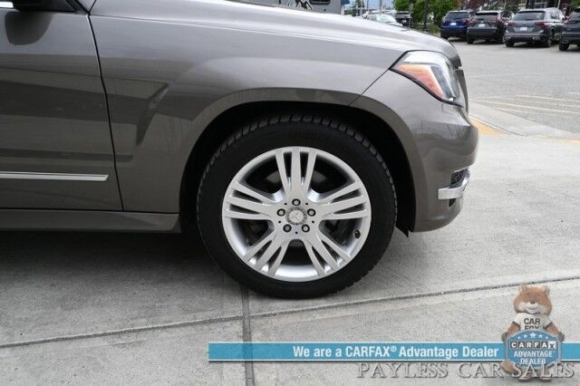2015 Mercedes-Benz GLK 350 / AWD / Premium 1 & Multimedia Pkg / Power & Heated Leather Seats / Lane Departure & Blind Spot Alert / Navigation / Panoramic Sunroof / Bluetooth / Back Up Camera / Cruise Control / Tow Pkg Anchorage AK