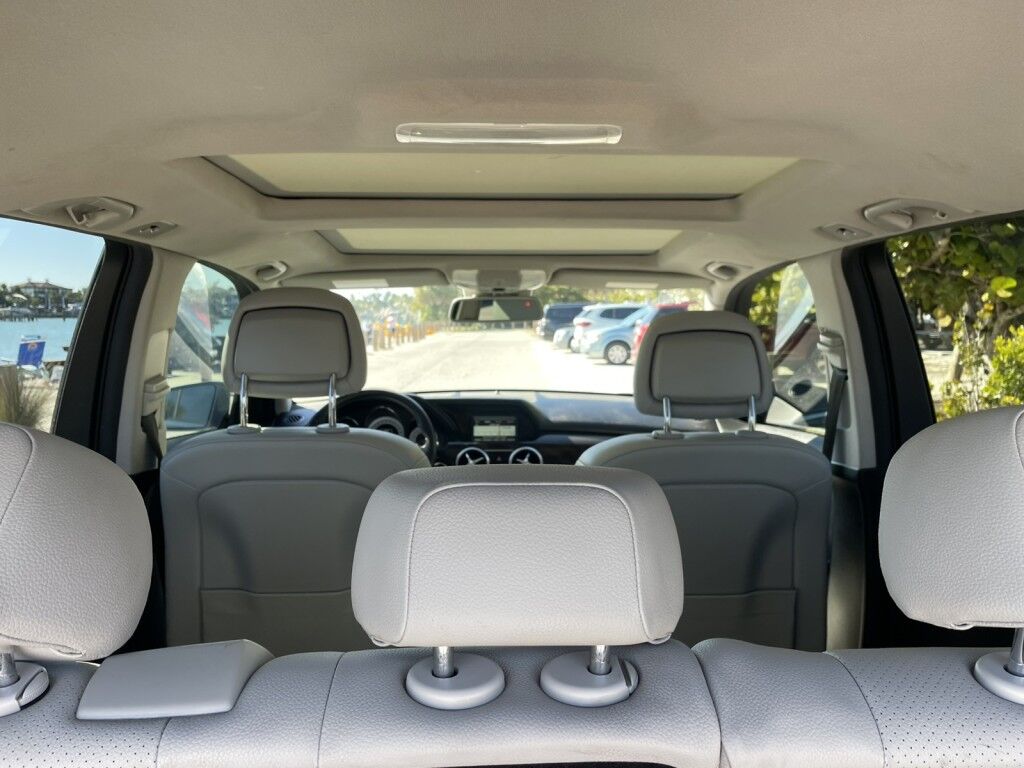 2015 Mercedes-Benz GLK-Class GLK 350~AUTO START/STOP~BLIND SPOT WARNING~DRIVER ASSISTANCE PACKAGE~LEATHER SEATS Sarasota FL