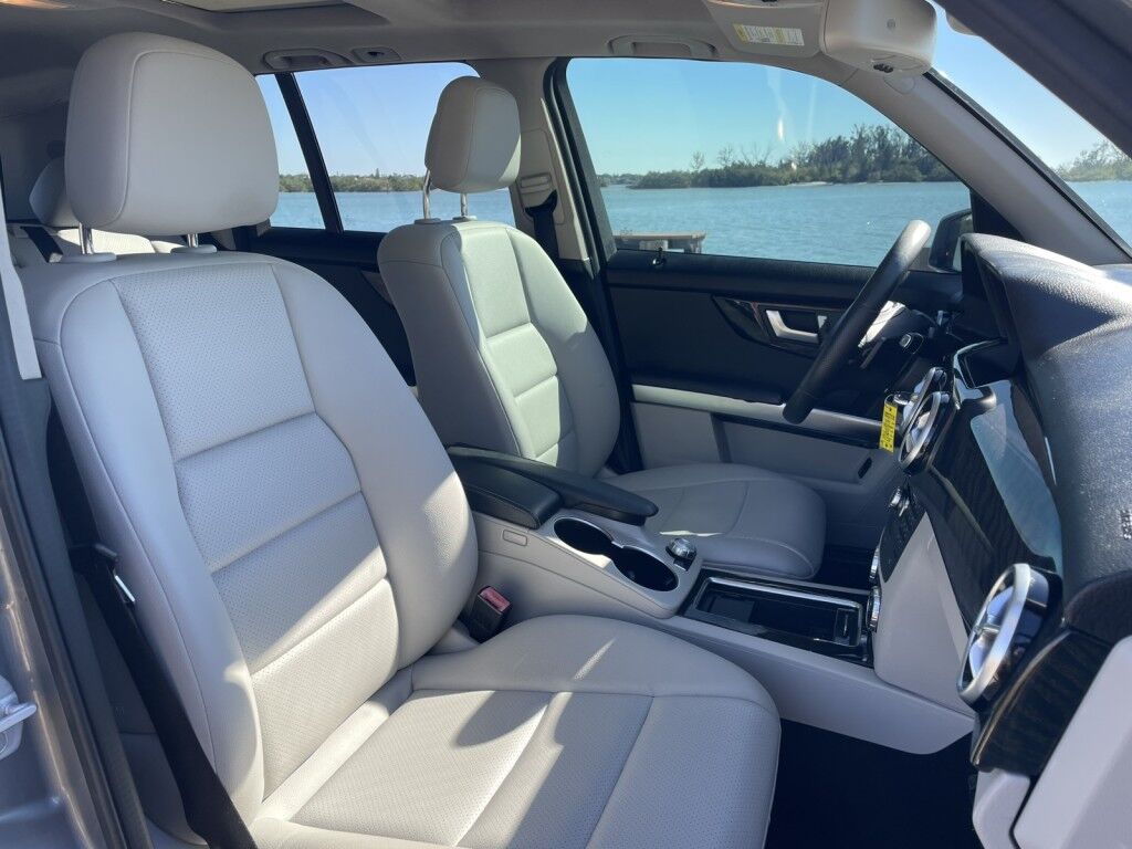 2015 Mercedes-Benz GLK-Class GLK 350~AUTO START/STOP~BLIND SPOT WARNING~DRIVER ASSISTANCE PACKAGE~LEATHER SEATS Sarasota FL
